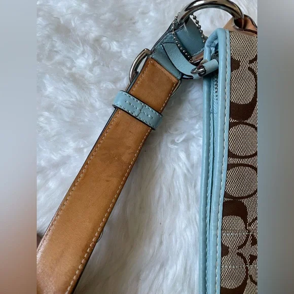 VINTAGE COACH SHOULDER BAG - Picture 8 of 10